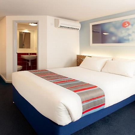Travelodge Burton-Upon-Trent Central Derby Zewnętrze zdjęcie
